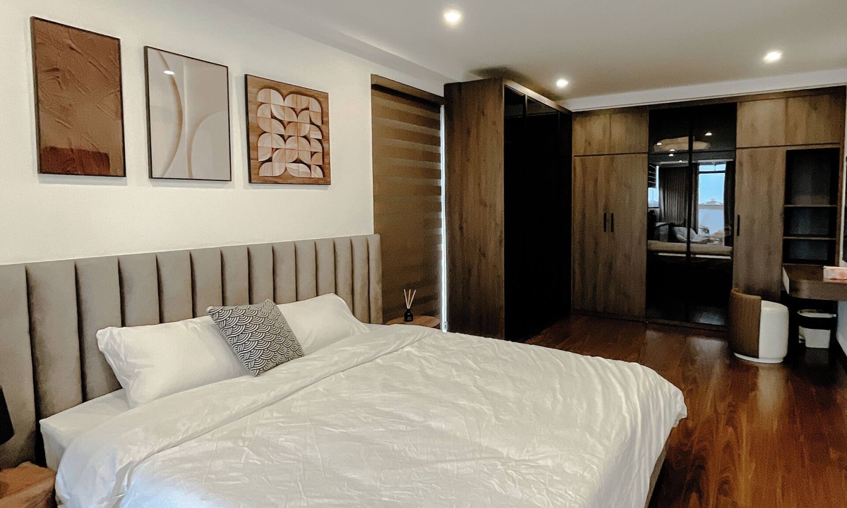 Hanoi Apartment | 2BR Penthouse w/Kitchen & Balcony in Long Bien