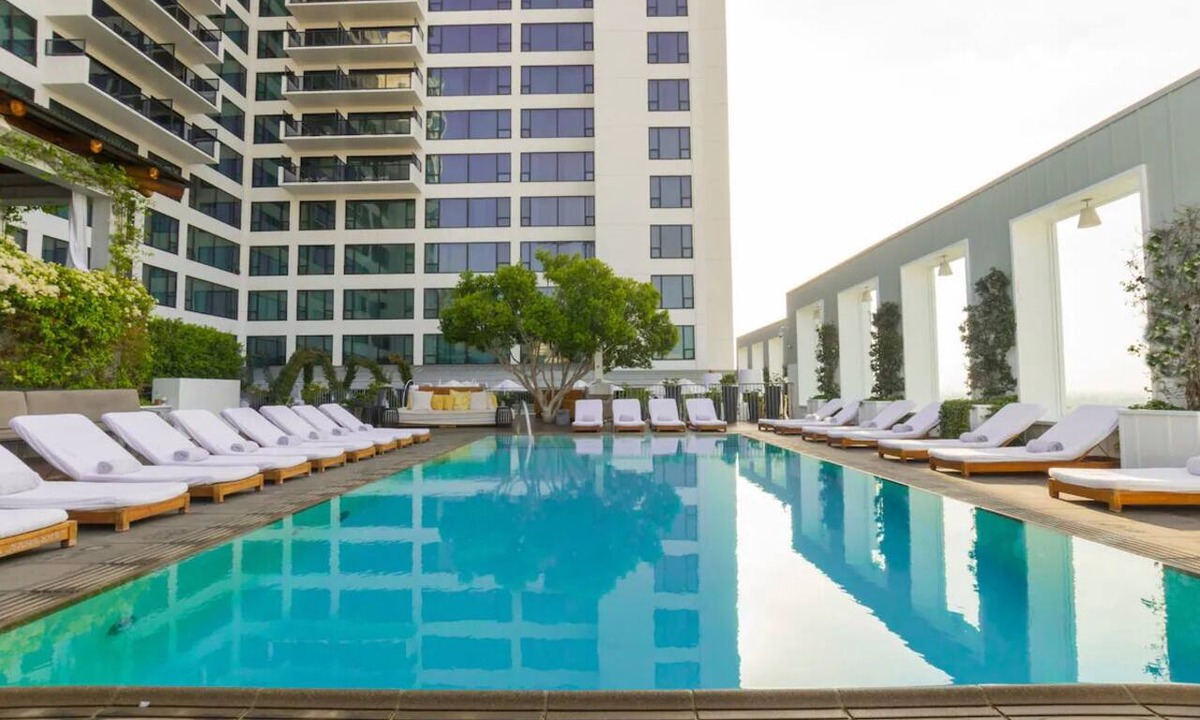 West Hollywood Hotel | 3 Accommodations | 2.5 Miles to TCL Chinese Theatre & Hollywood Walk of Fame