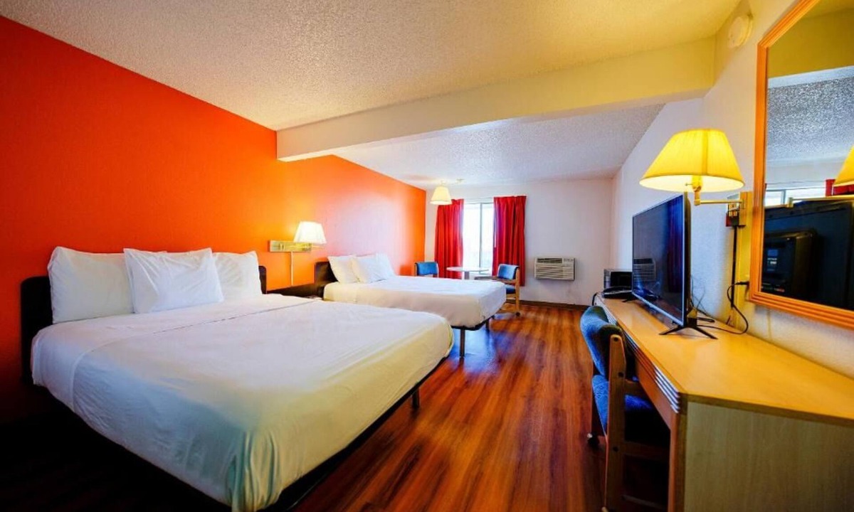 Hermiston Hotel | 3 Pet-Friendly Rooms Near Downtown Hermiston — Comfort and Convenience