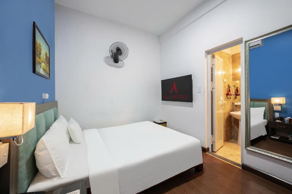 Cau Giay Hotel | A25 Hotel - Hoàng Quốc Việt