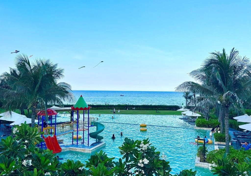 Cam Lam Villa | Alexa Villa Cam Ranh - 3 Bedrooms, Private Pool, Beach Access