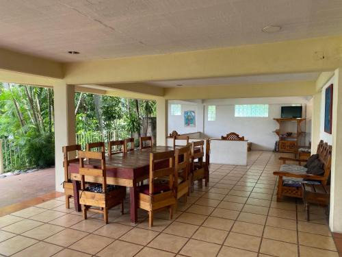 Tequesquitengo Hostel | Bambu, Casa Huéspedes - Hostal