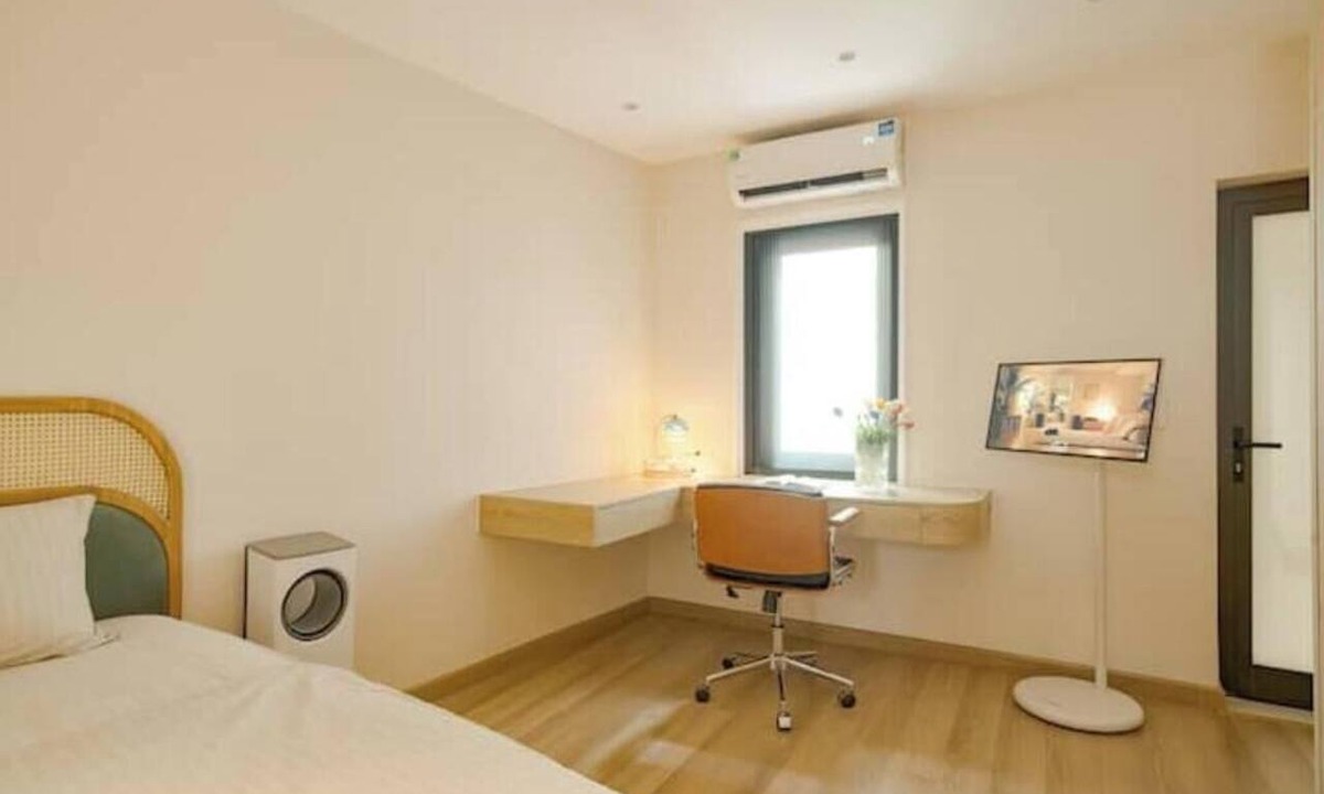 Hang Dao House | Blue & Oak Upscaled APT Airport Pickup Beer St