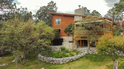 San Antonio de Las Alazanas Ski Chalet | Cabaña Ohana