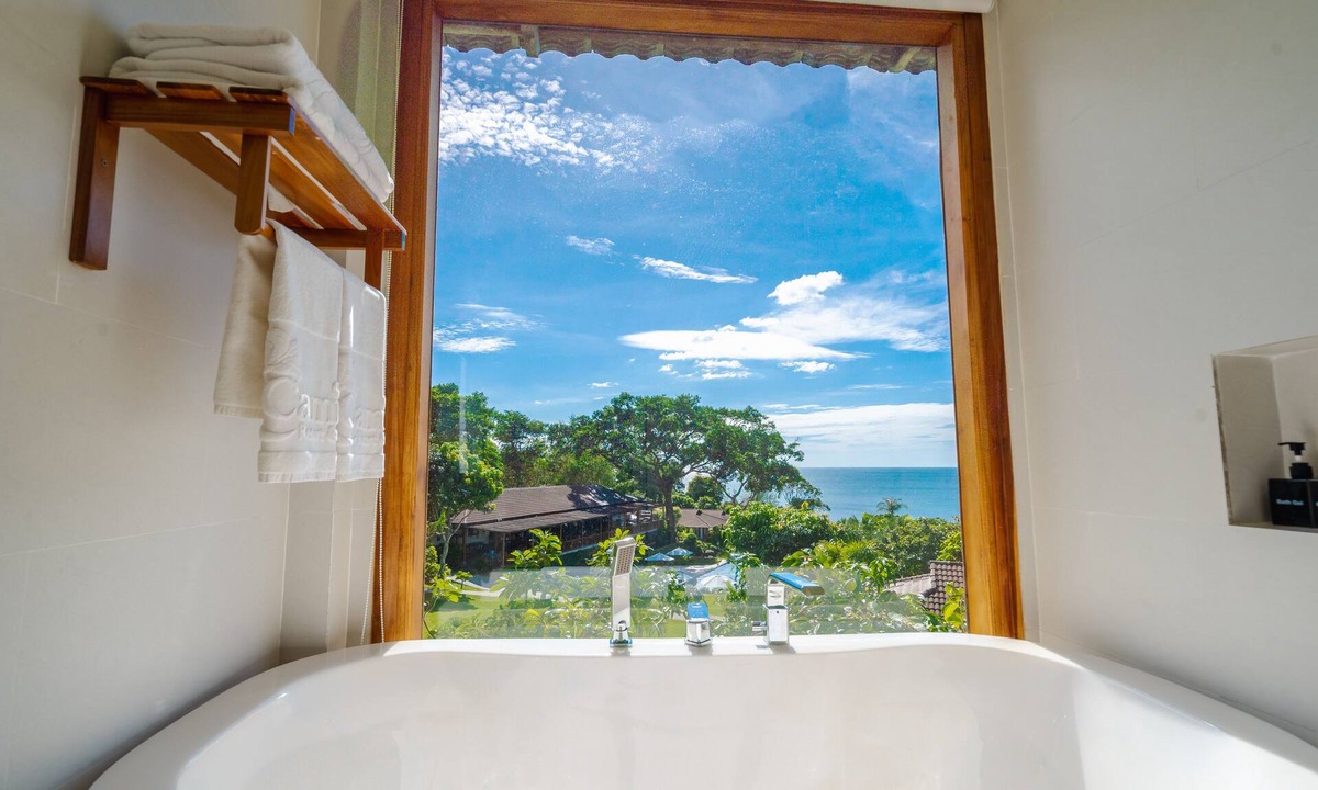 Ong Lang Hotel | Camia Resort & Spa