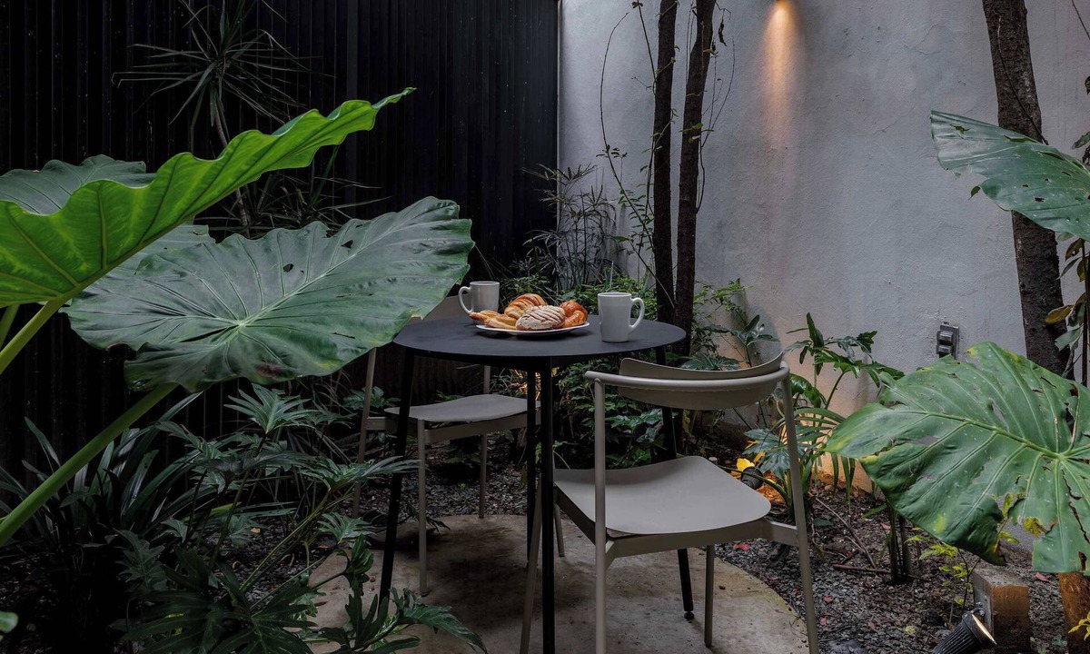 Polanco Apartment | Capitalia | Green Patio Haven in Heart of Polanco