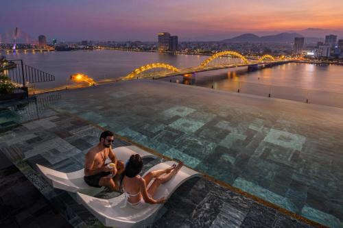 Son Tra Hotel | Caro Premium Danang Hotel