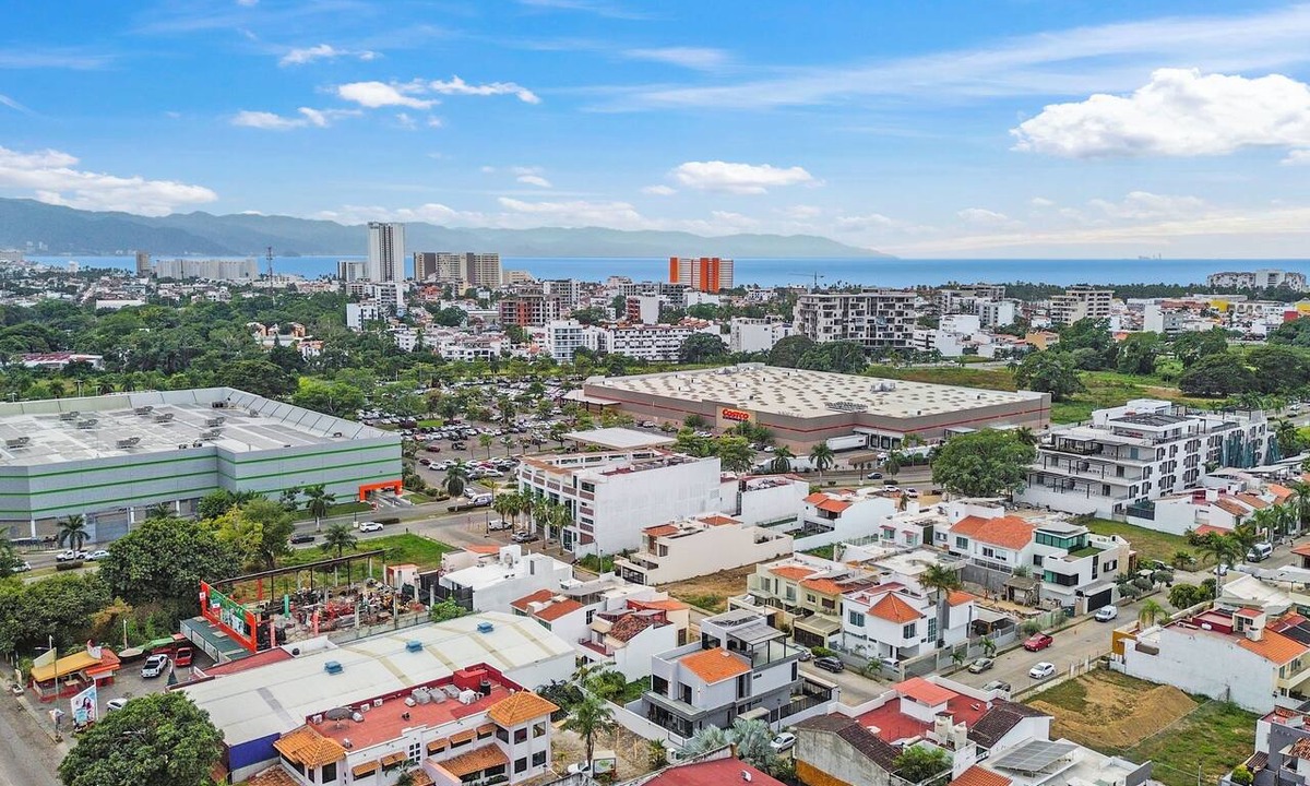 Fluvial Vallarta House | Casa Bella 6;Bedrooms Puerto Vallarta Fluvial resid. Pool, Terraza up to 18 pers