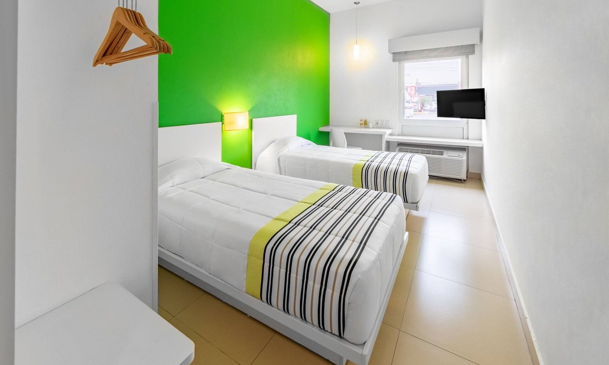 Veracruz Hotel | City Express Junior by Marriott Veracruz Aeropuerto