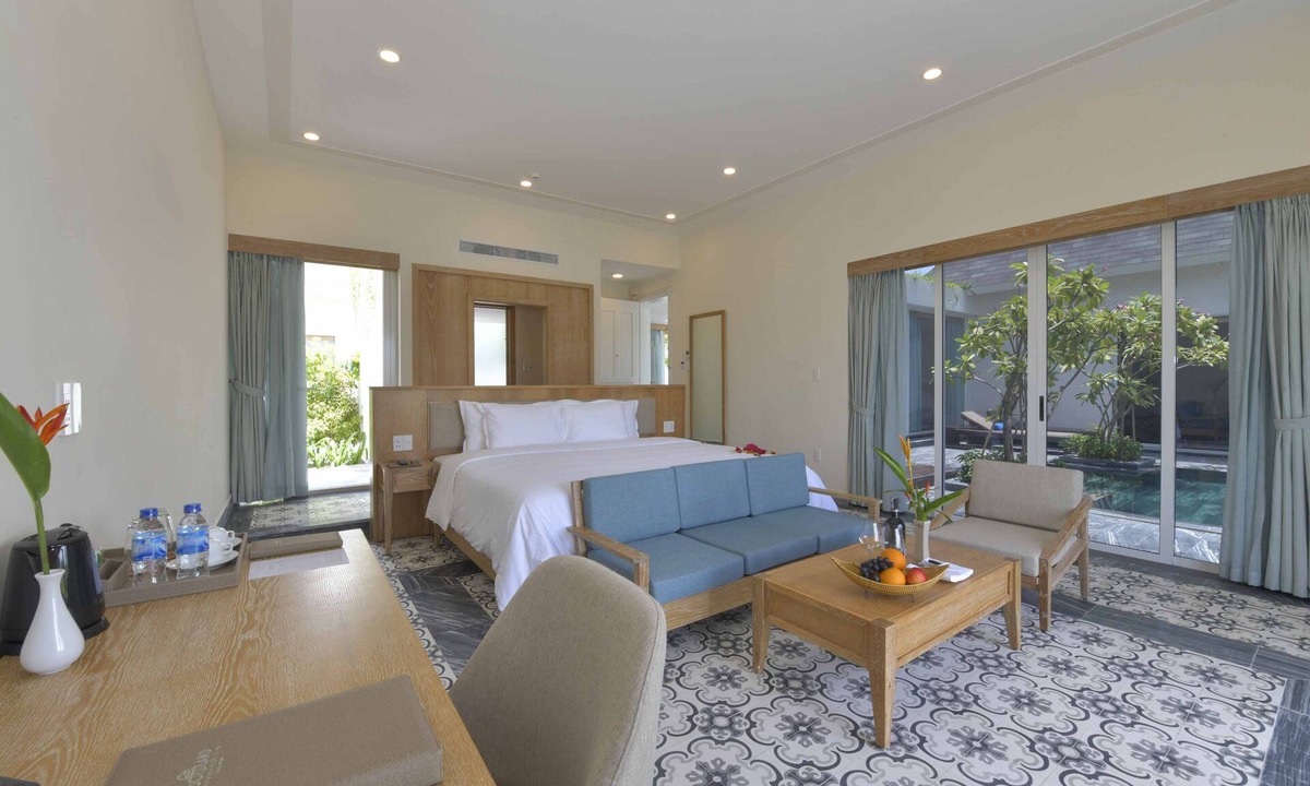 Tu Nghia Hotel | Cocoland River & Beach Resort