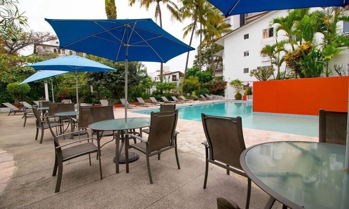 Romantic Zone Hotel | Condominios LM