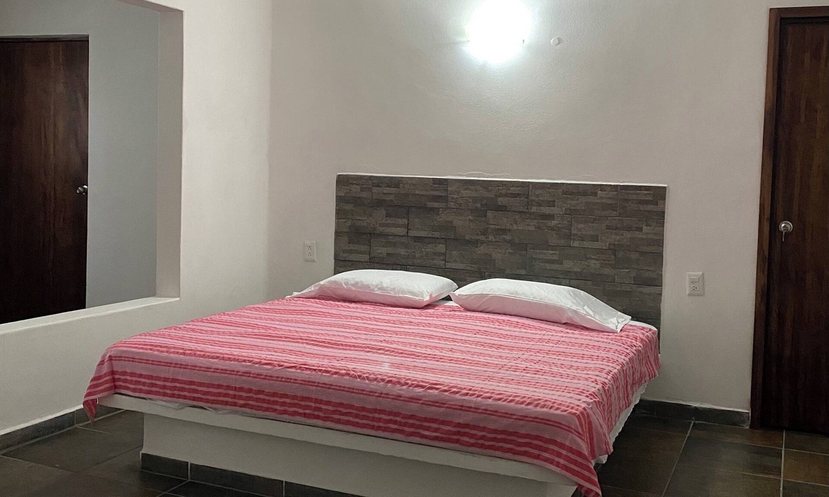 Los Ayala House | Costa Ayala suite 3 with 1ks bed and 3 sofas, all basics, 2 blocks from beach