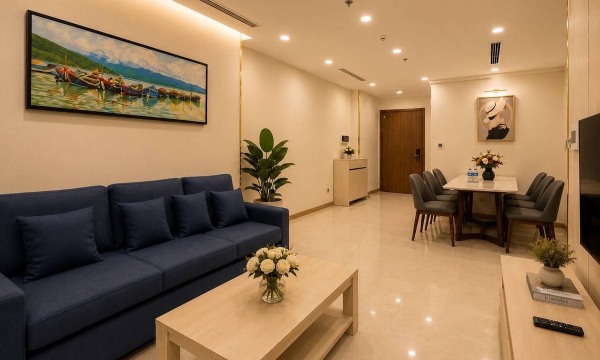 Hang Xanh Condo | Cozy 2-bedroom condo in peaceful Thành phố Hồ Chí Minh with AC