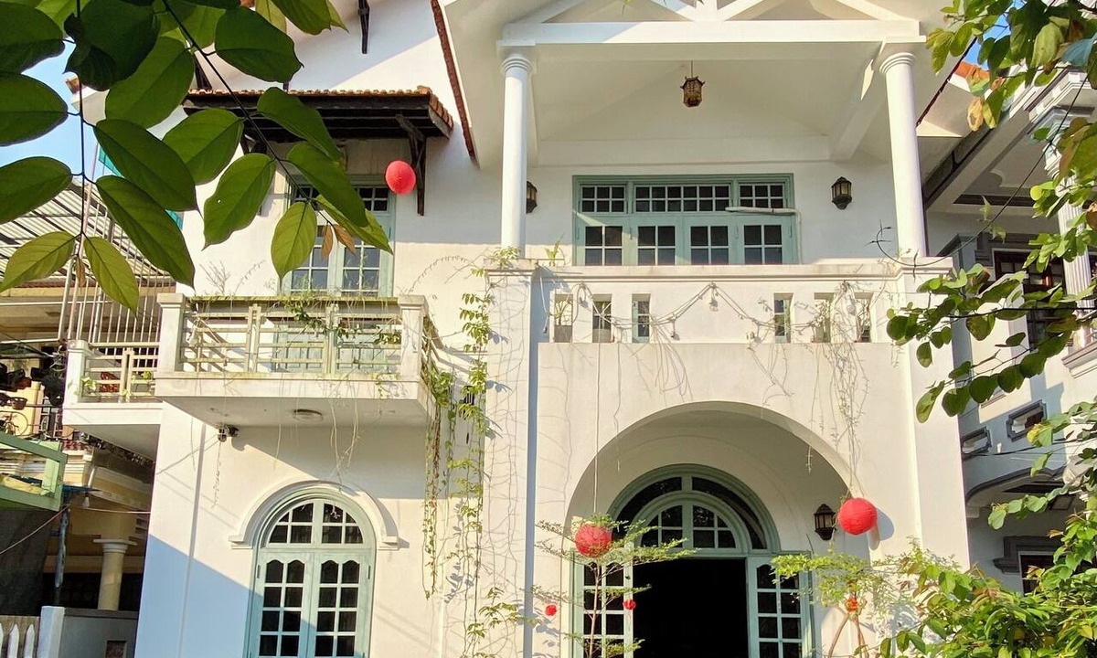 Hue House | Cozy and friendly, right in the heart of Hue.