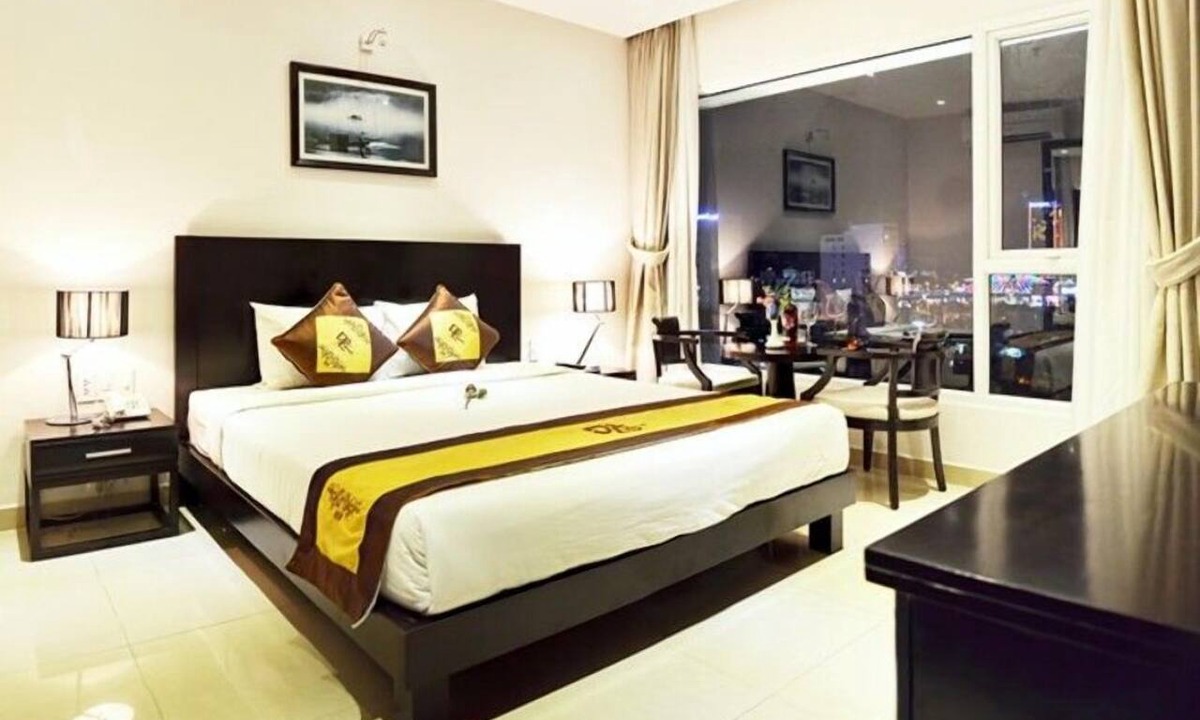 Son Tra Hotel | D&C Hotel Danang