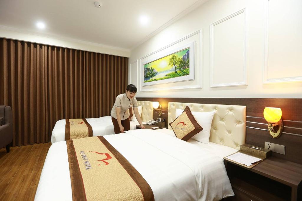 Dich Vong Hau Hotel | Dai Phat Luxury Hotel & Apartment