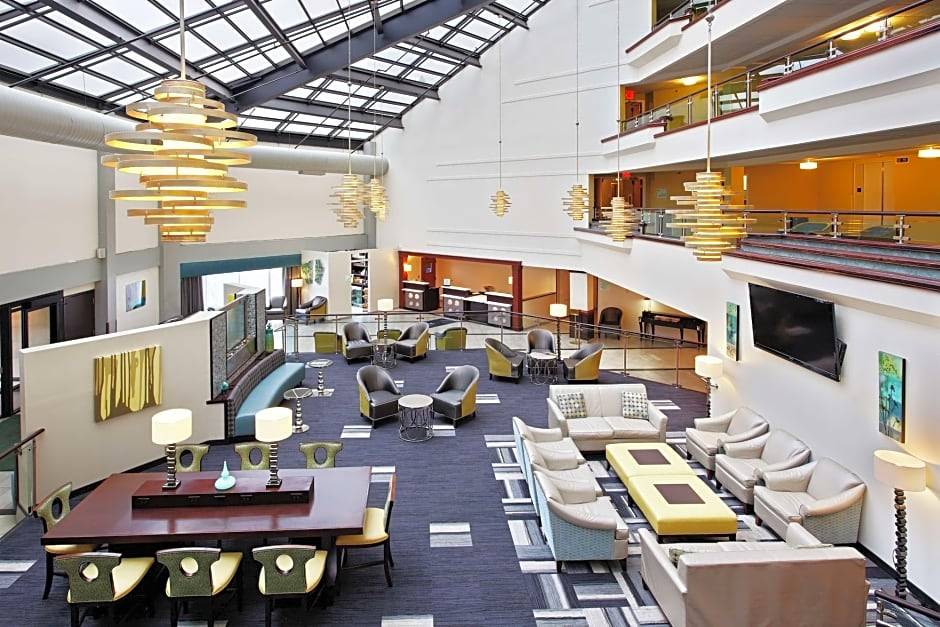 North Chesterfield Hotel | Doubletree by Hilton Richmond-Midlothian
