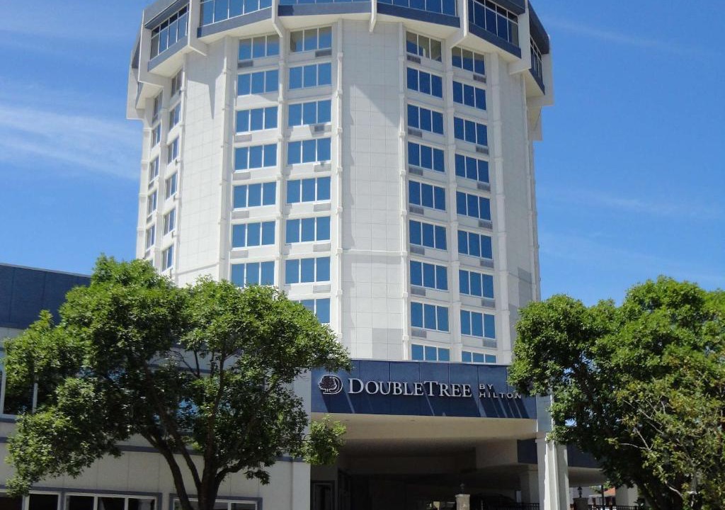 Jefferson City Hotel | DoubleTree by Hilton Jefferson City