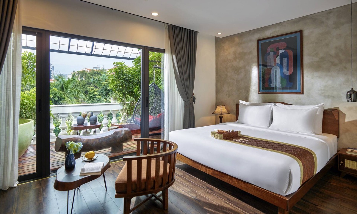 Hon Gai Hotel | Draha Halong Hotel - Serenity, Charm and Nature - Preferred by Western Travelers
