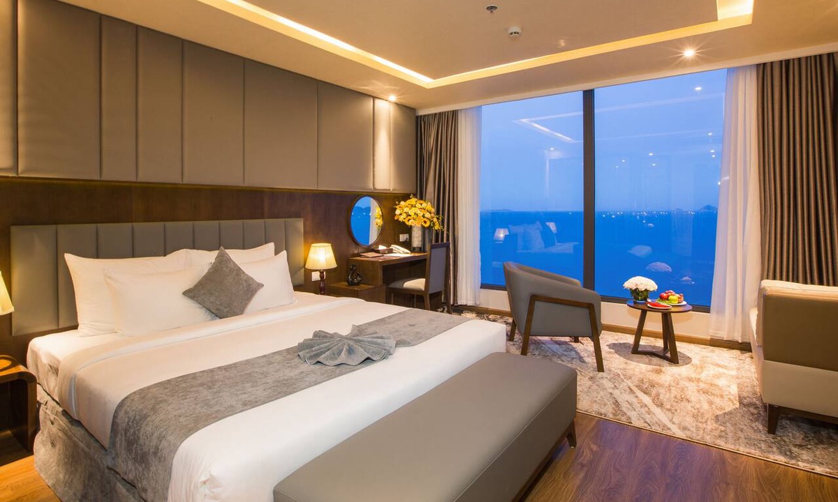 Tran Phu Beach Hotel | DTX Hotel Nha Trang