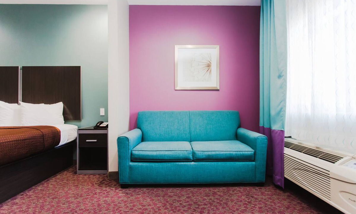 Spring Hotel | Express Inn - Spring