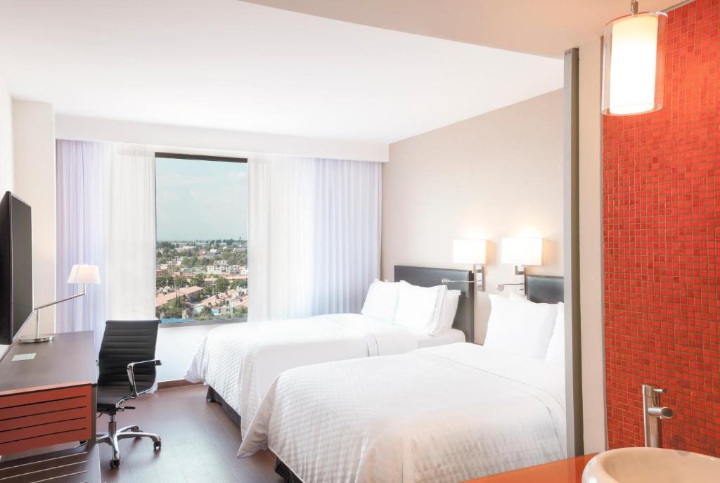 Puebla Hotel | Fiesta Inn Parque Puebla