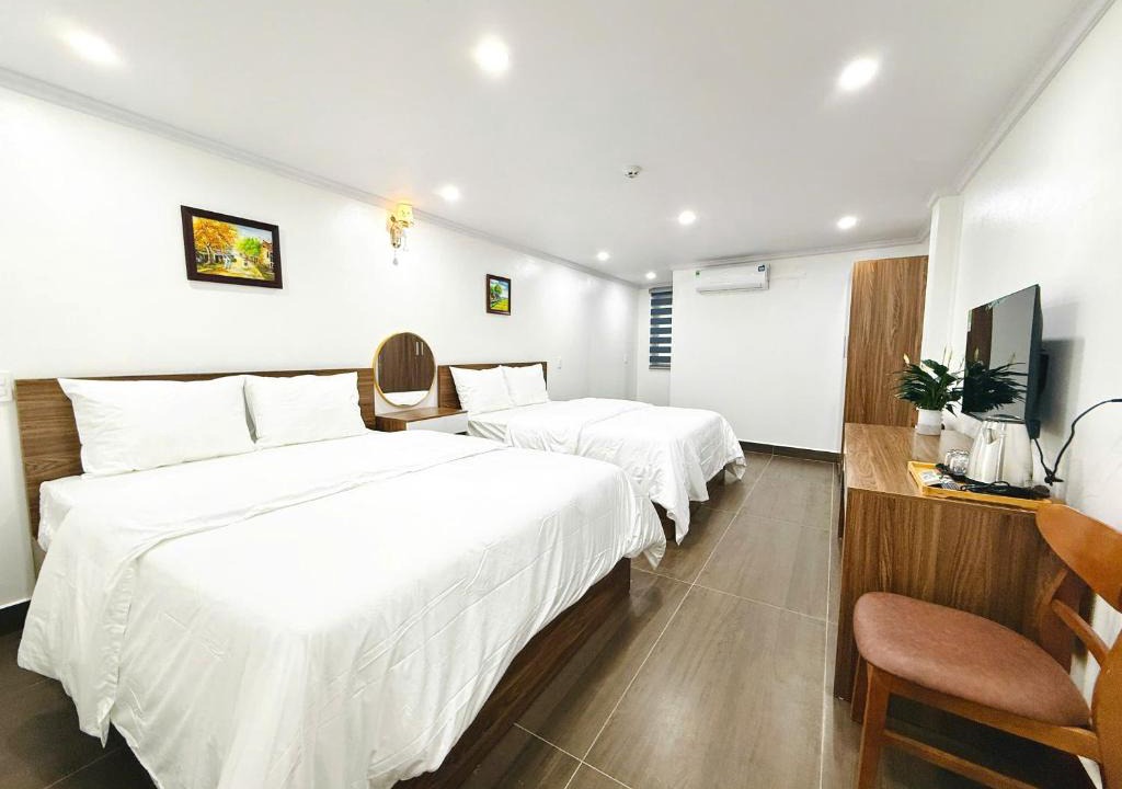 Soc Son House | Galaxy Airport Hotel