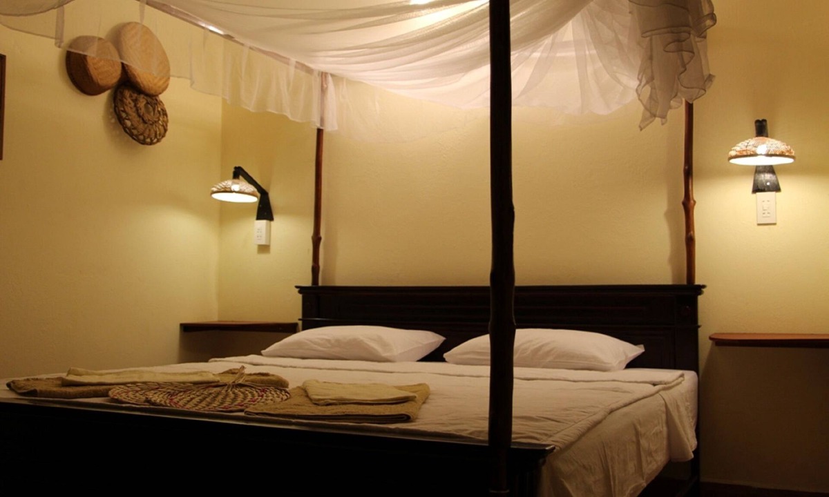 Cho Lach Hotel | Gite Nam Hien Mekong