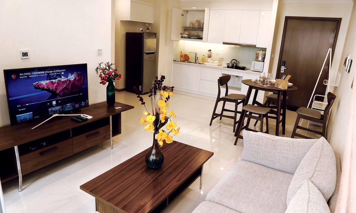 Hang Xanh House | Green Park-view 2BR, Apt in Central Park