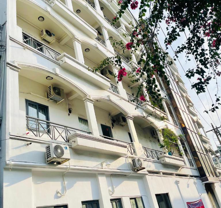 Hang Xanh Hotel | Hàng Xanh Stay
