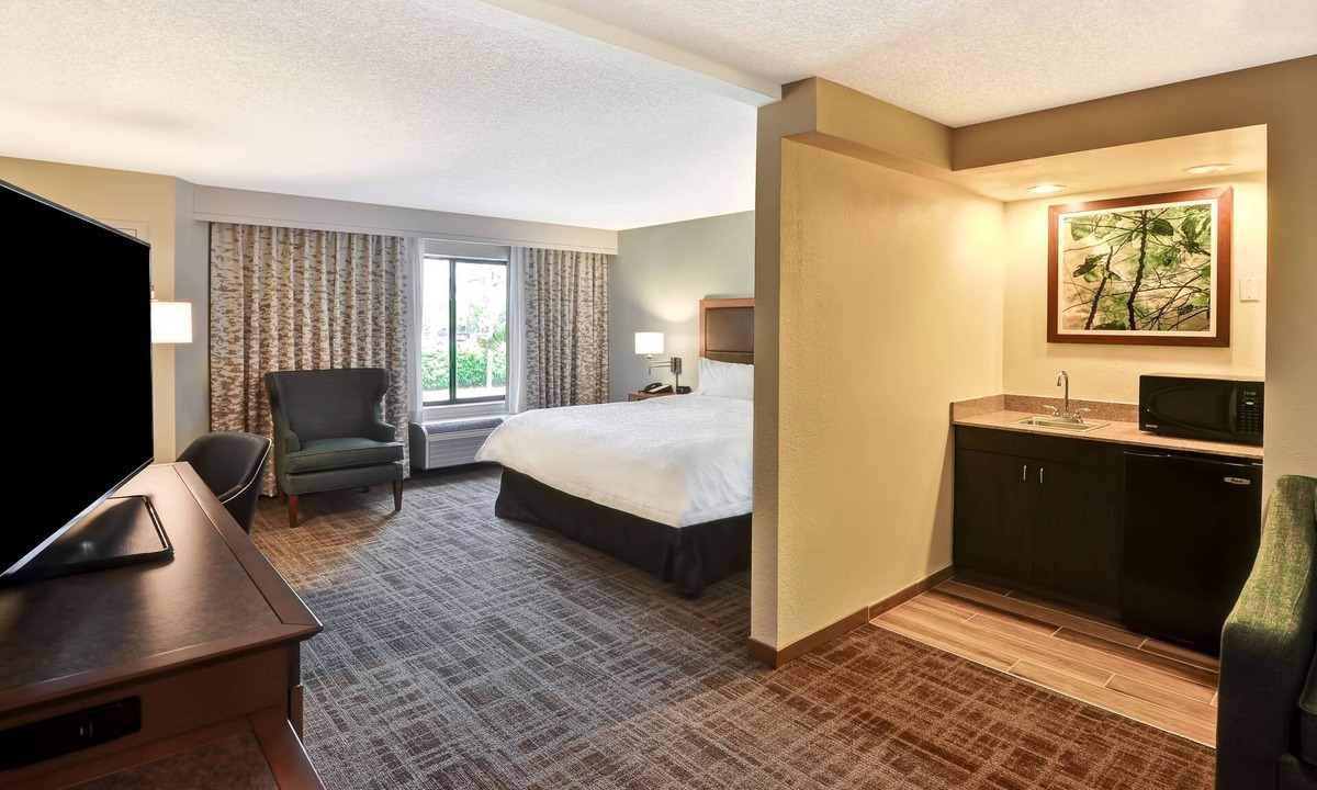 Boca Raton Hotel | Hampton Inn Boca Raton