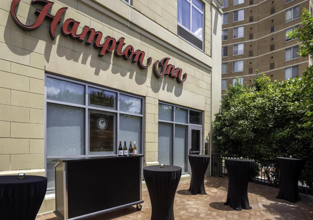 Mount Vernon Triangle Hotel | Hampton Inn Washington DC - Convention Center