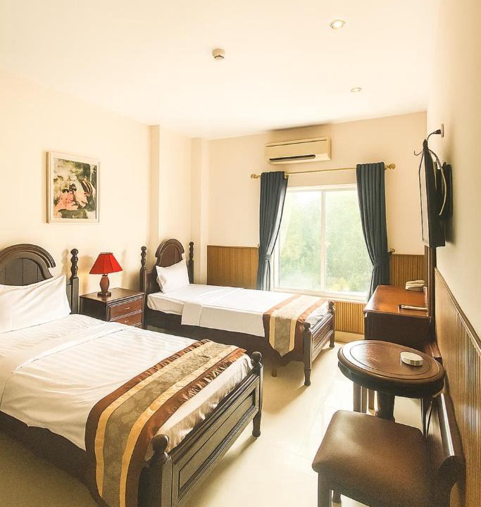 Binh Chanh Hotel | Hoàng Lê Hotel