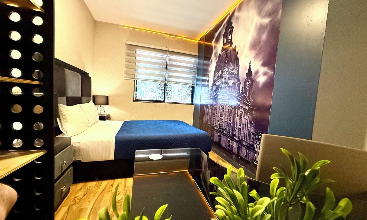 La Condesa Hotel | Hostel R&A