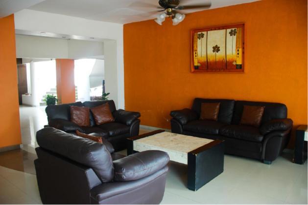 Tecoman Hotel | Hotel Gina