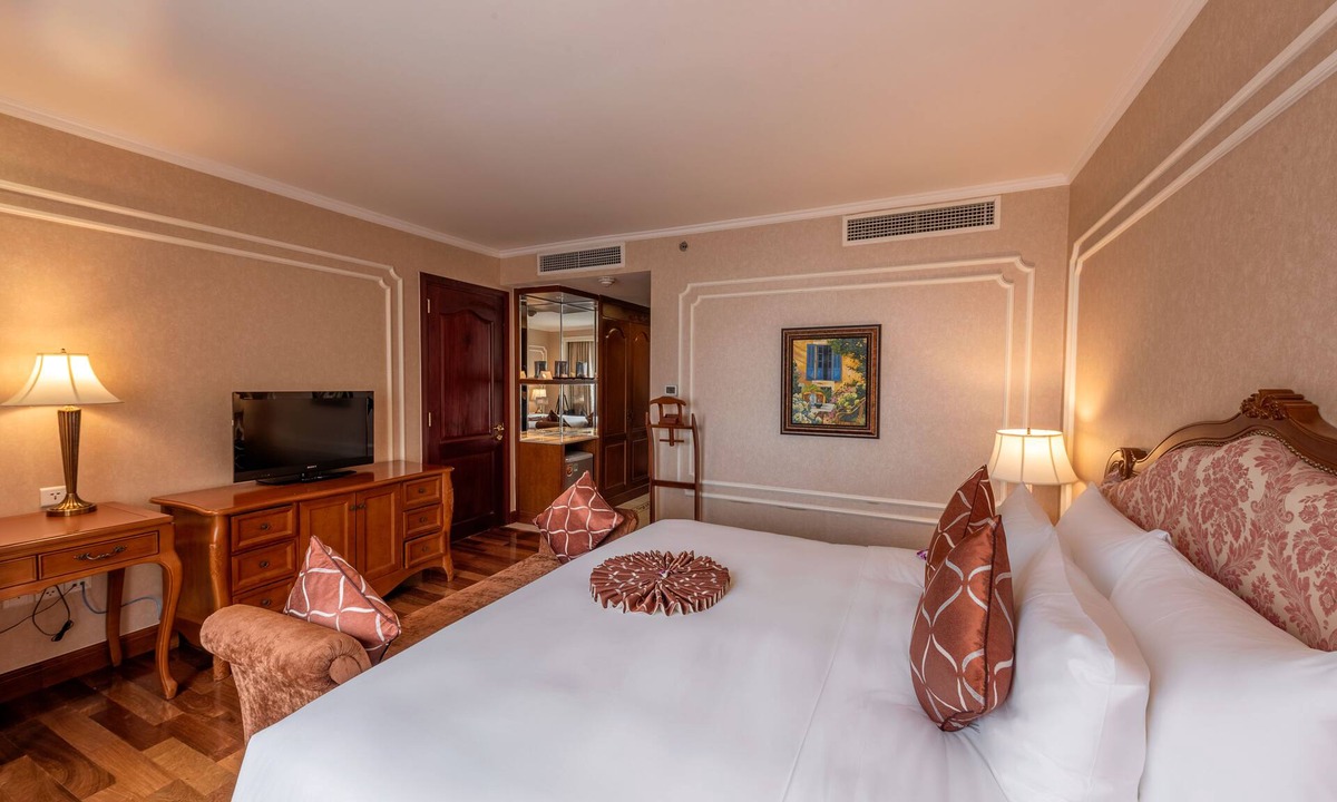 Bach Dang Riverside Hotel | Hotel Grand Saigon