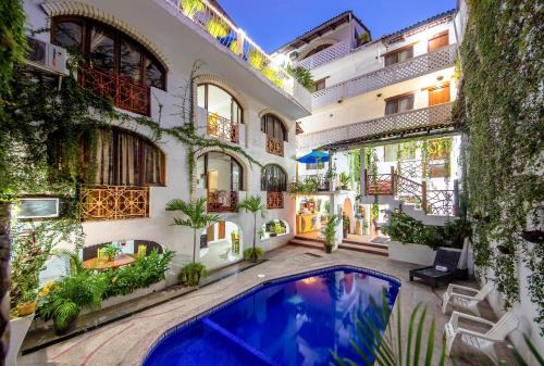 Emiliano Zapata Hotel | Hotel Hacienda de Vallarta Centro