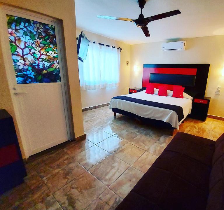 Downtown Cancun Hotel | Hotel Jardín Cancún