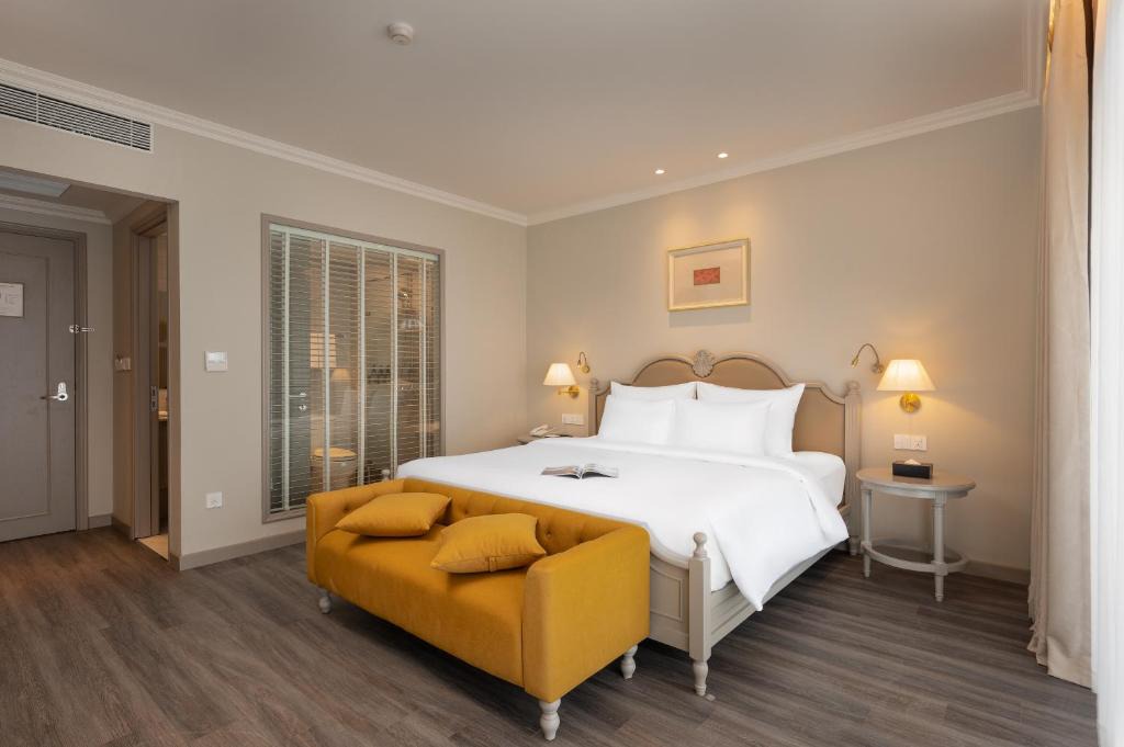 Sa Pa Hotel | Hotel Montmartre de Sapa - Newly Opened April 2026