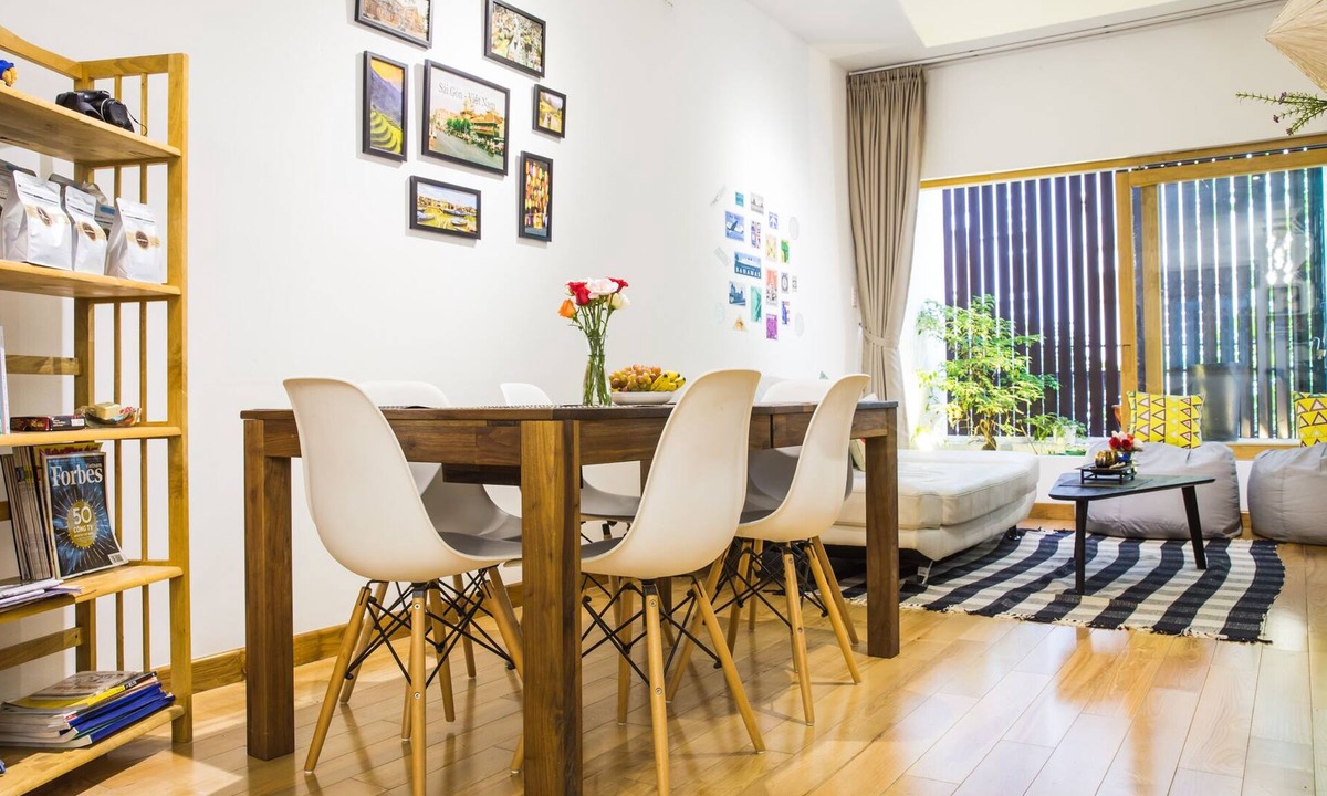 Hang Xanh Bed & Breakfast | HUGE - MODERN HOME - LUXURIOUS - NEAR DISTRICT ONE