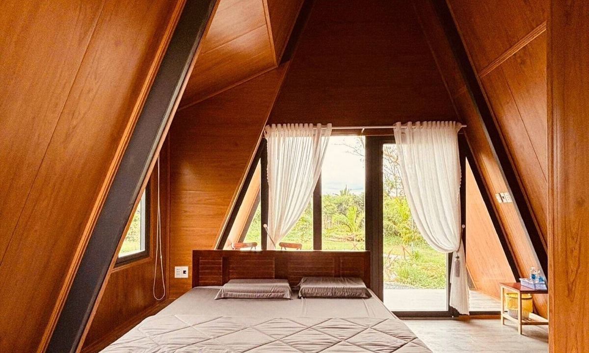 Hiep Ninh Cabin | Huong Sen Garden Lodge