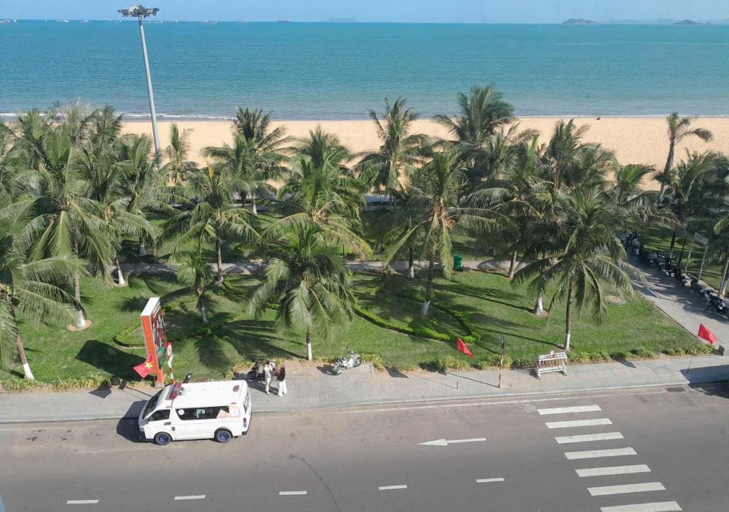 Quy Nhon Hotel | Khách sạn Đông Tây Quy Nhơn