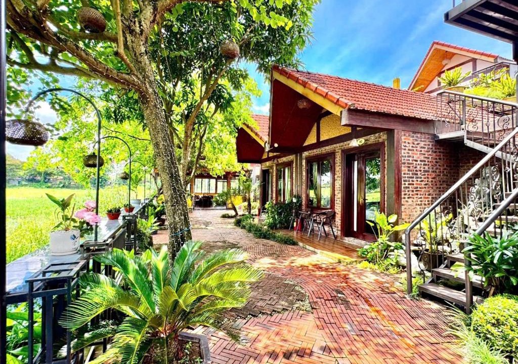 Hoa Lu Hotel | L'Ananas Garden Homestay