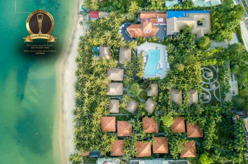 Duong Dong Resort | L'Azure Resort and Spa