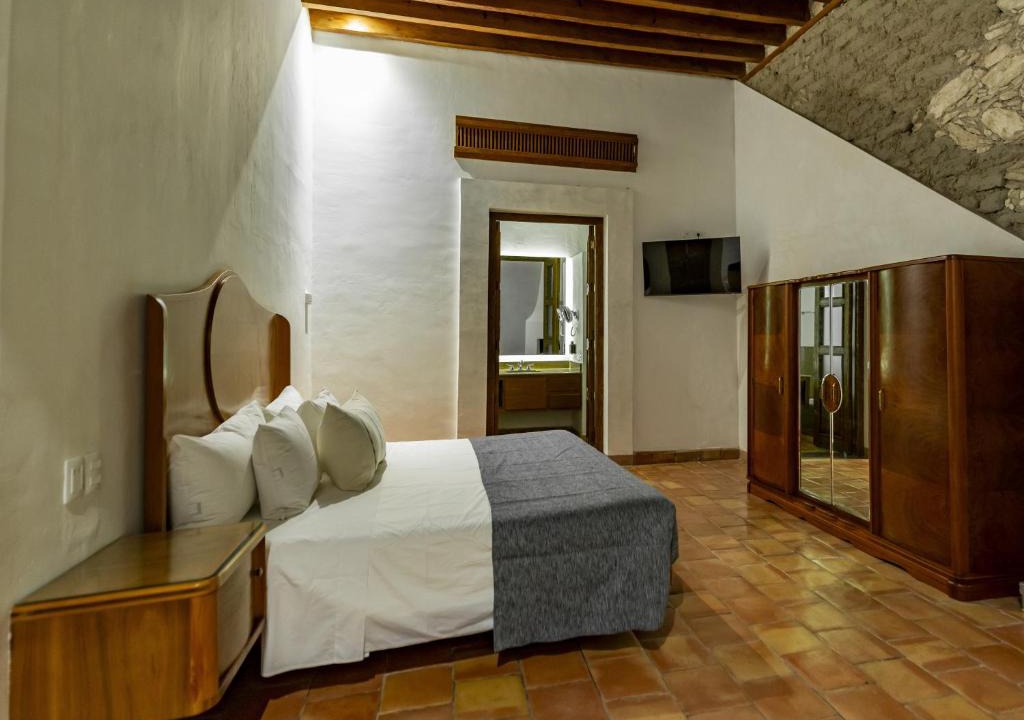 Zona Centro Hotel | La Gloria Mesón