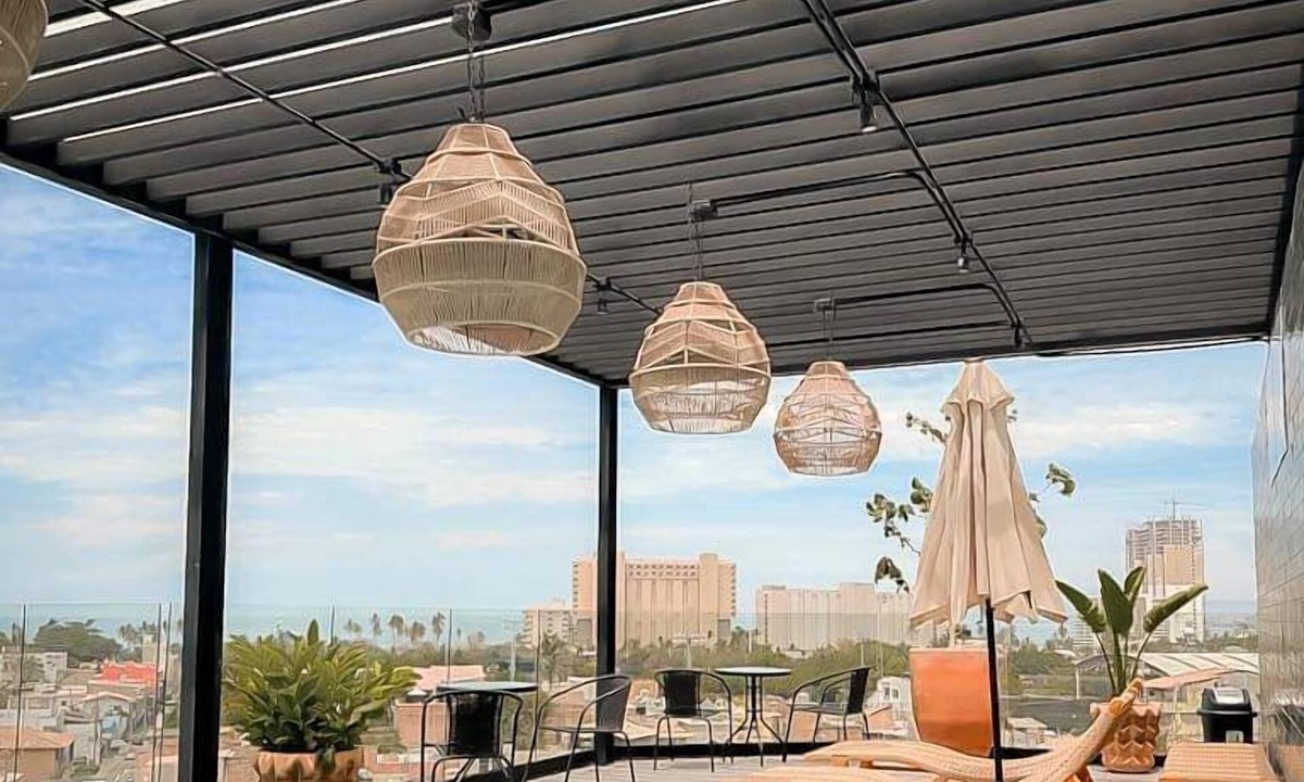 Lazaro Cardenas Hotel | Mako 54