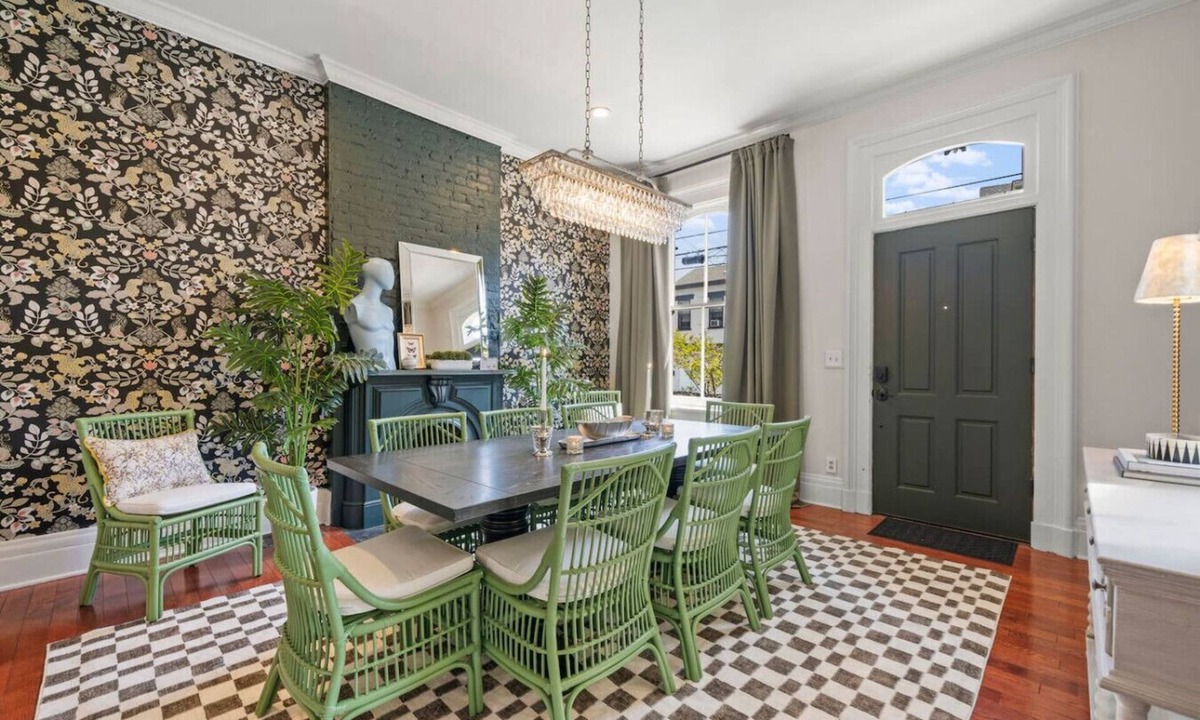Covington House | MannequinOnMain | Covington