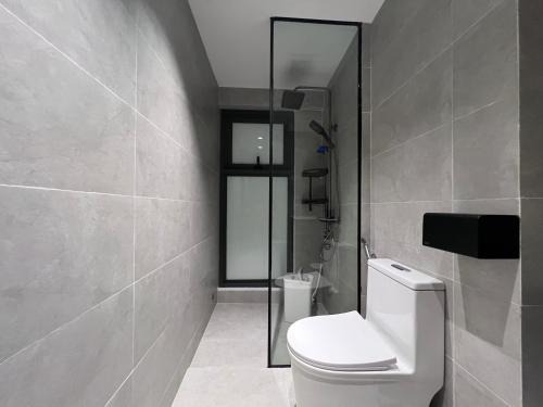 District 2 House | Minimal Homestay