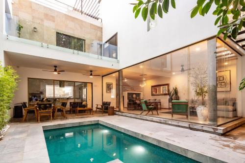 Cuernavaca House | Moderna Casa de Lujo con Alberca Climatizada