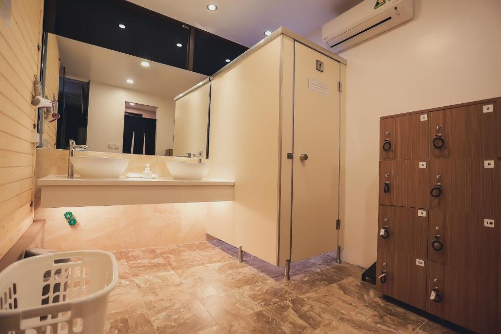 Cong Vi Hotel | Momizi Business Hotel